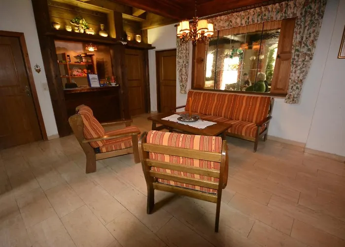 Haus Alpina By Chatel Reizen Bed and breakfast Grossarl